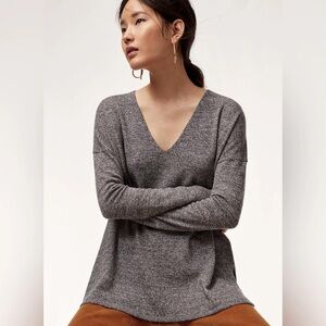 ARITZIA | Babaton V-Neck Long Sleeve High Low Linen Blend Sweater Top Size Small